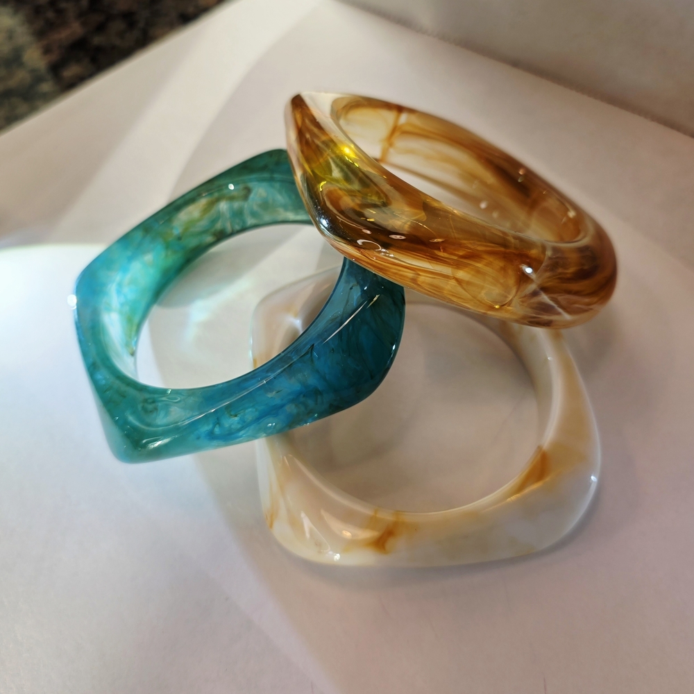 SALE!! Set of Three Acrylic Bangle Bracelets in Teal, Amber Latte Cream